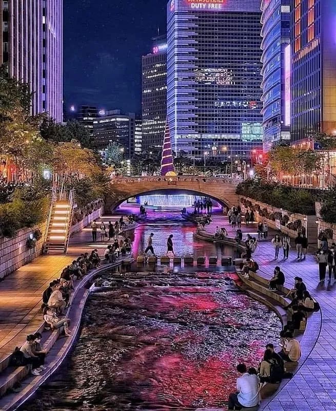 Cheonggyecheon Stream