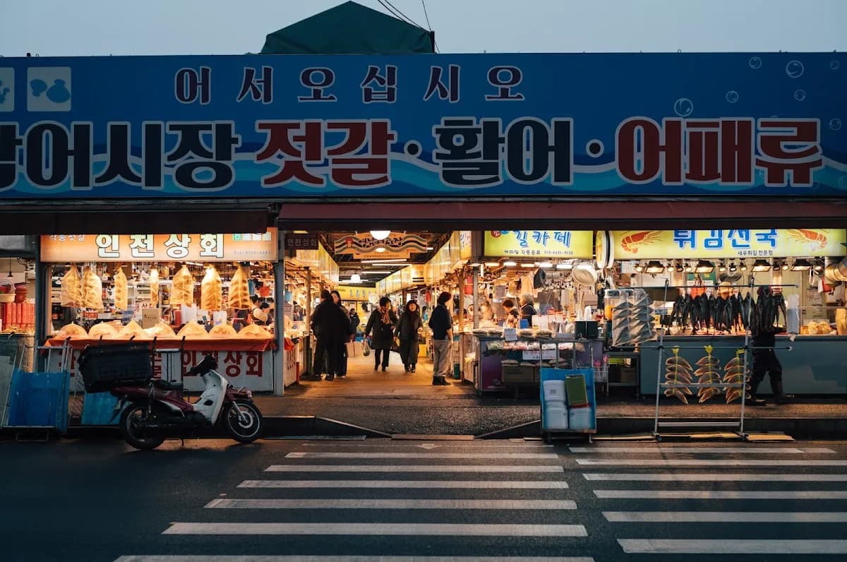 Incheon Day Trip: Chinatown, Coastal Islands & Songdo 6