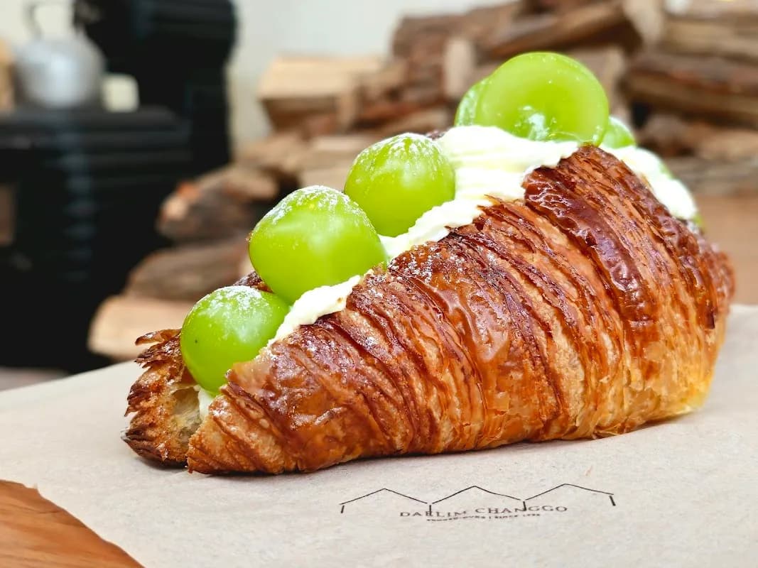 圣水洞大林仓库画廊 2