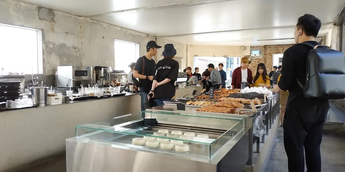 Seoul's Hippest Neighborhoods: Seongsu & Hannam 1N2D