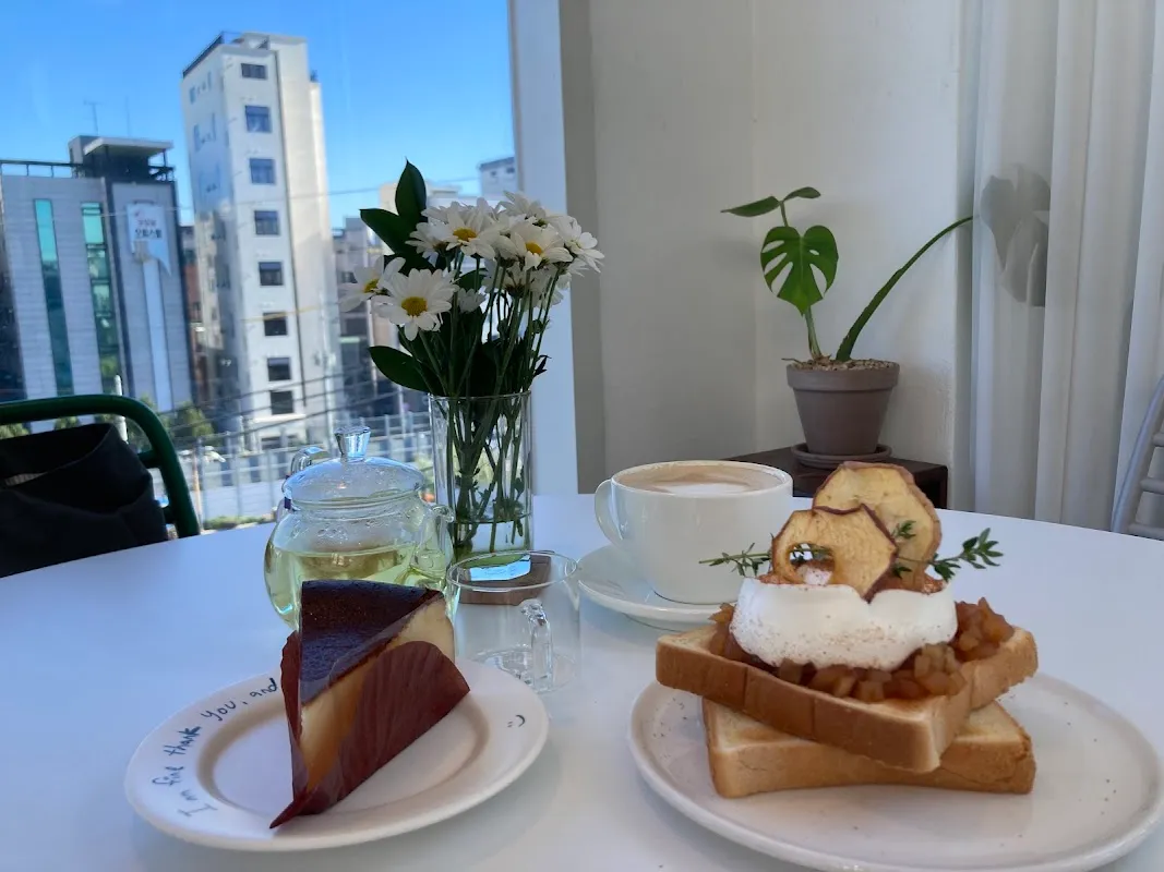 신사동 디자이너 카페 2