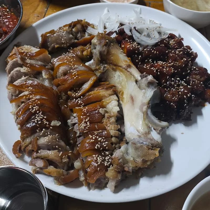 허브족발 1호점 3