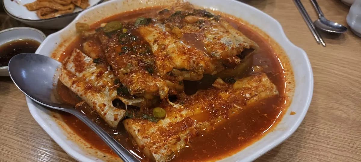 Jeju Galchi Jorim (Braised Hairtail Fish) 3