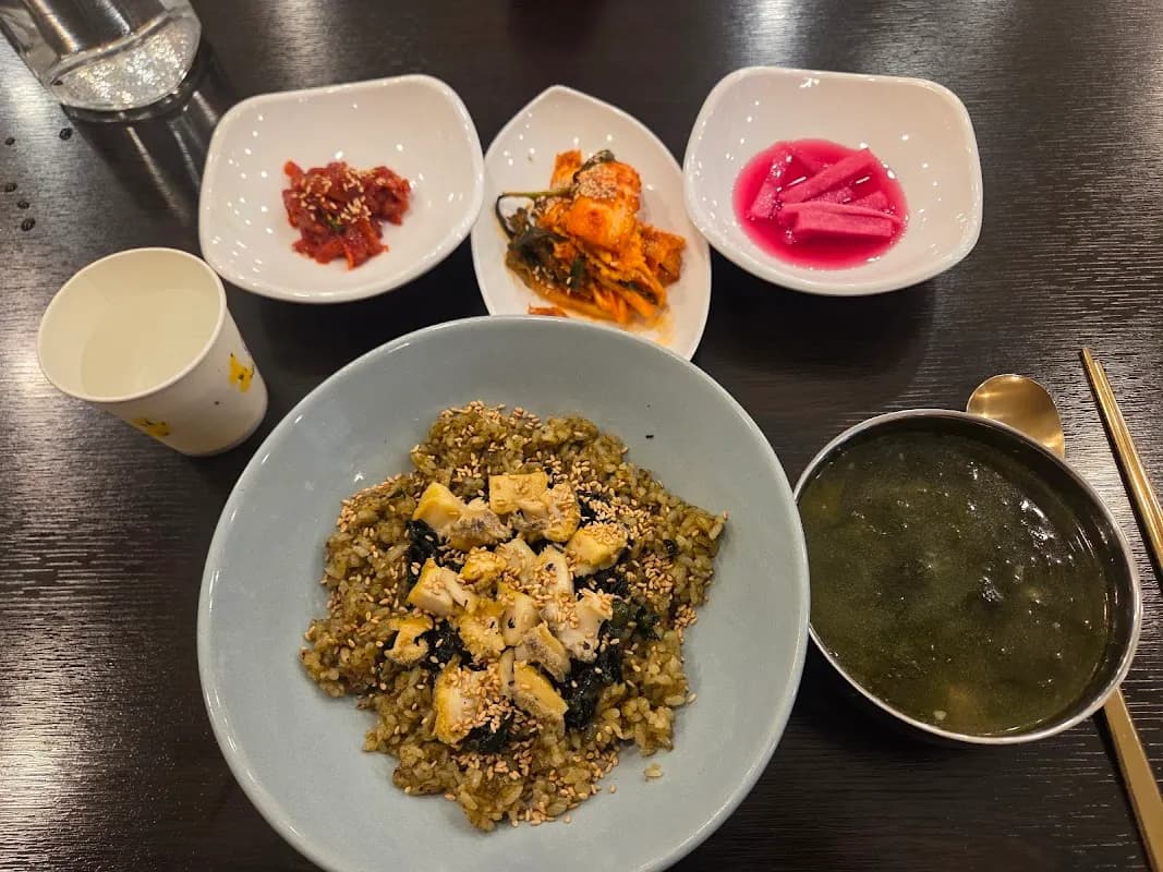 済州アワビカルグクス（手打ち麺） 3