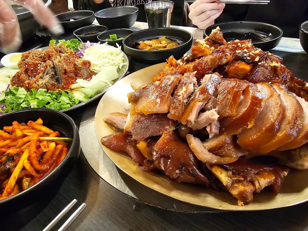 만족오향족발 시청점 5