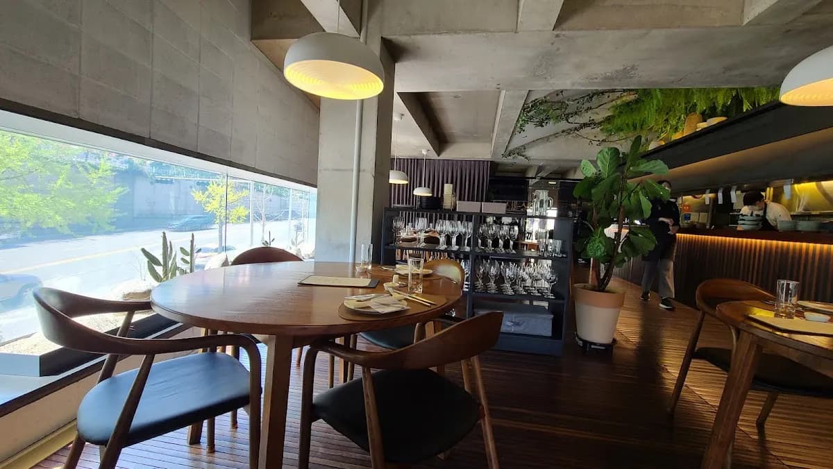 Seoul Dining