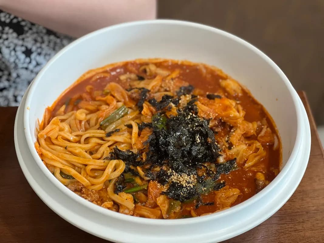 新羅製麺 安国店 4