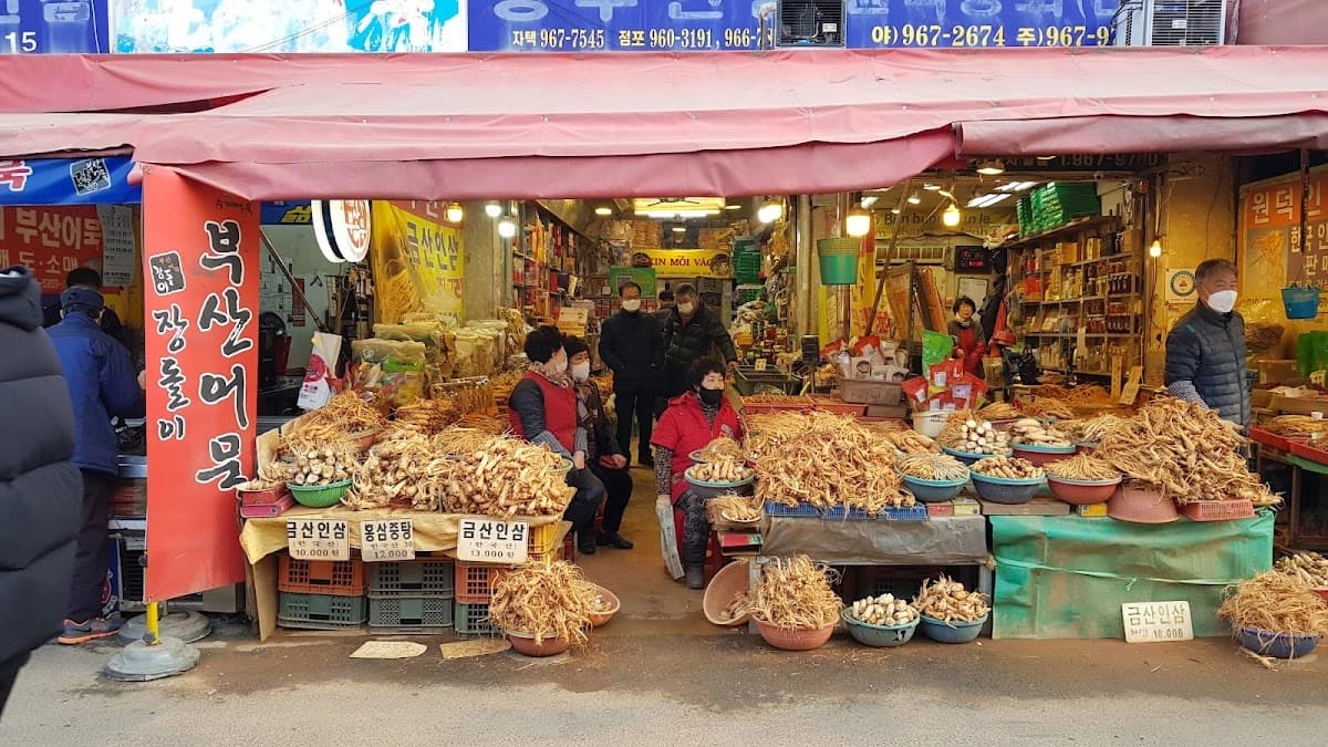 Gyeongdong Market