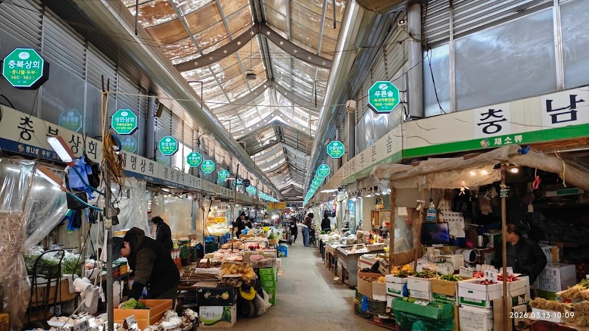 Gyeongdong Market 2