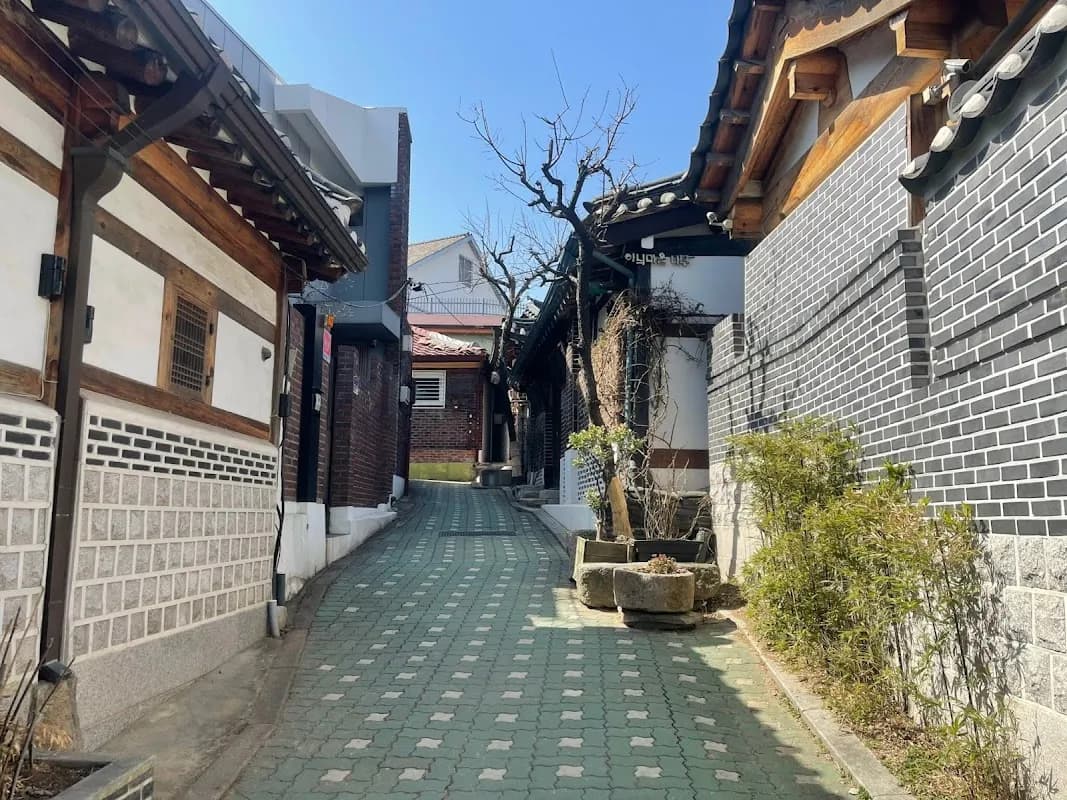 Bukchon Hanok Village 2