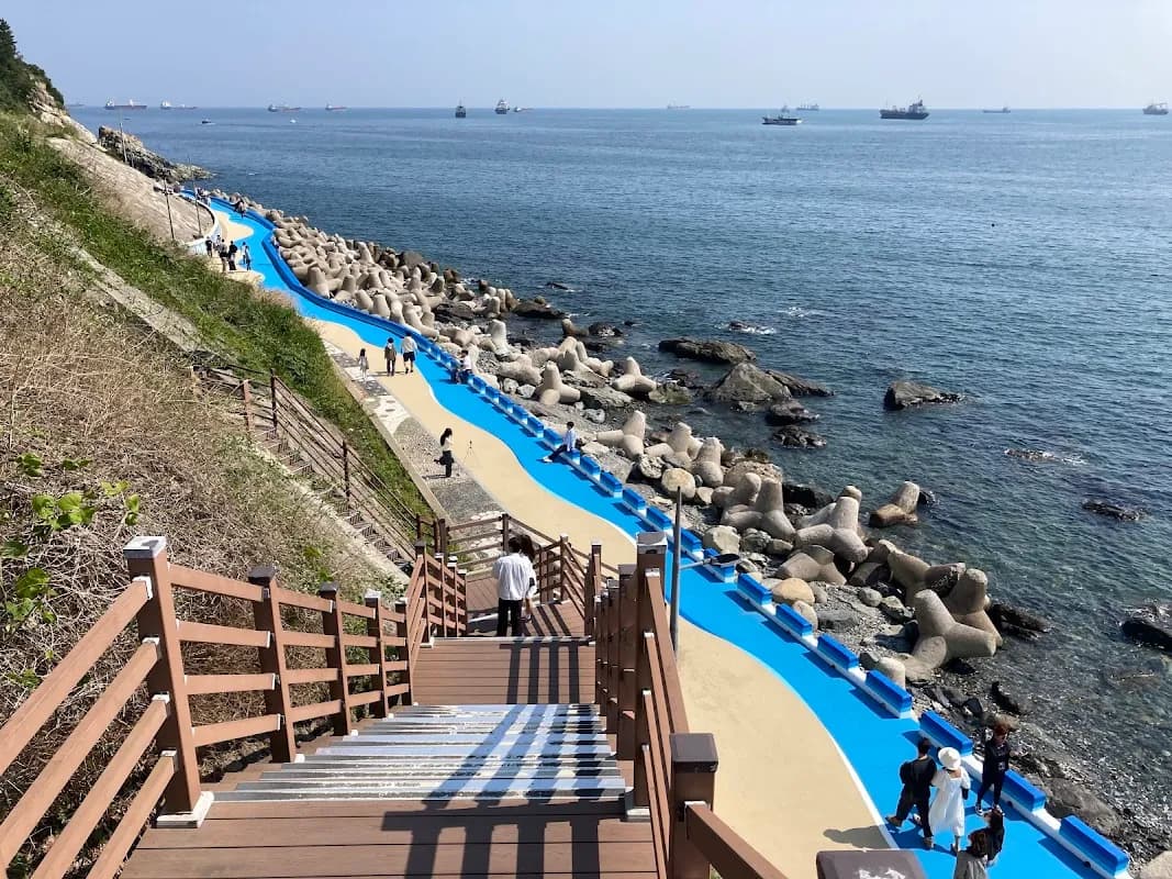 Huinnyeoul Culture Village 2