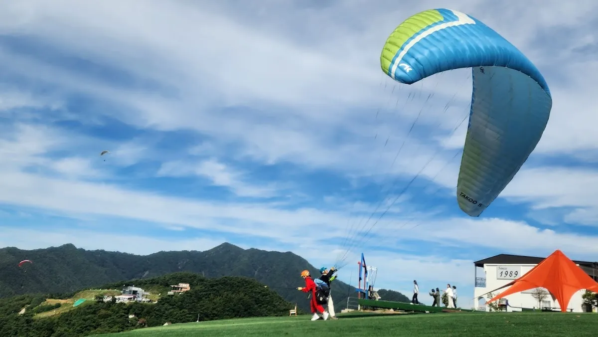 Danyang Paragliding 2