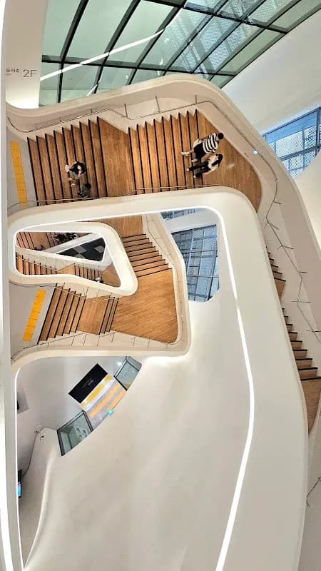 DDP - Dongdaemun Design Plaza 4