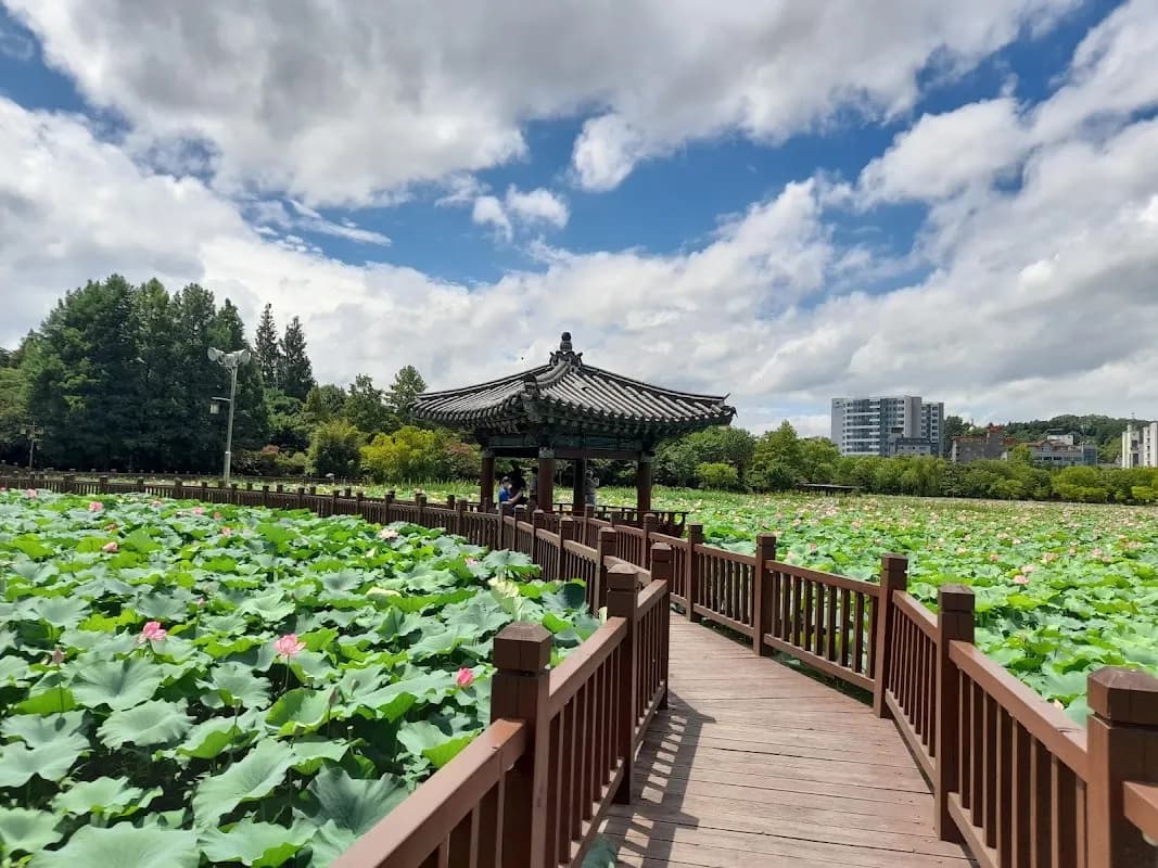 Jeonju Hanok Village & Food Trail 2D 8