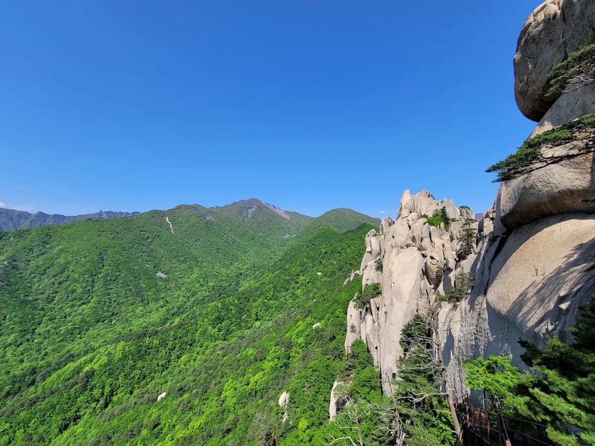 Seoraksan Ulsanbawi Rock 2