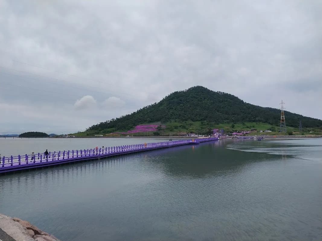 Purple Island (Banwol & Bakji) 3