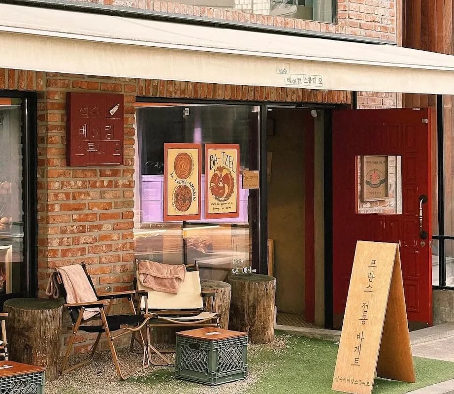 Seoul Hidden Foodie Gems: Local Favorites Beyond Tourist Spots 5