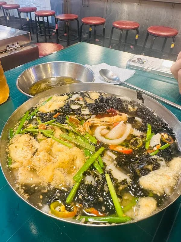 Namdaemun Kalguksu Alley 4