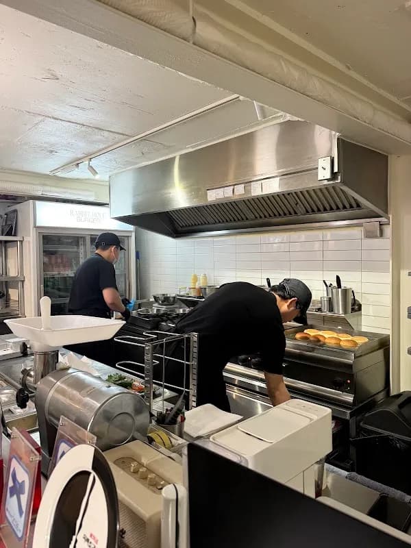 Rabbit Hole Burger 5