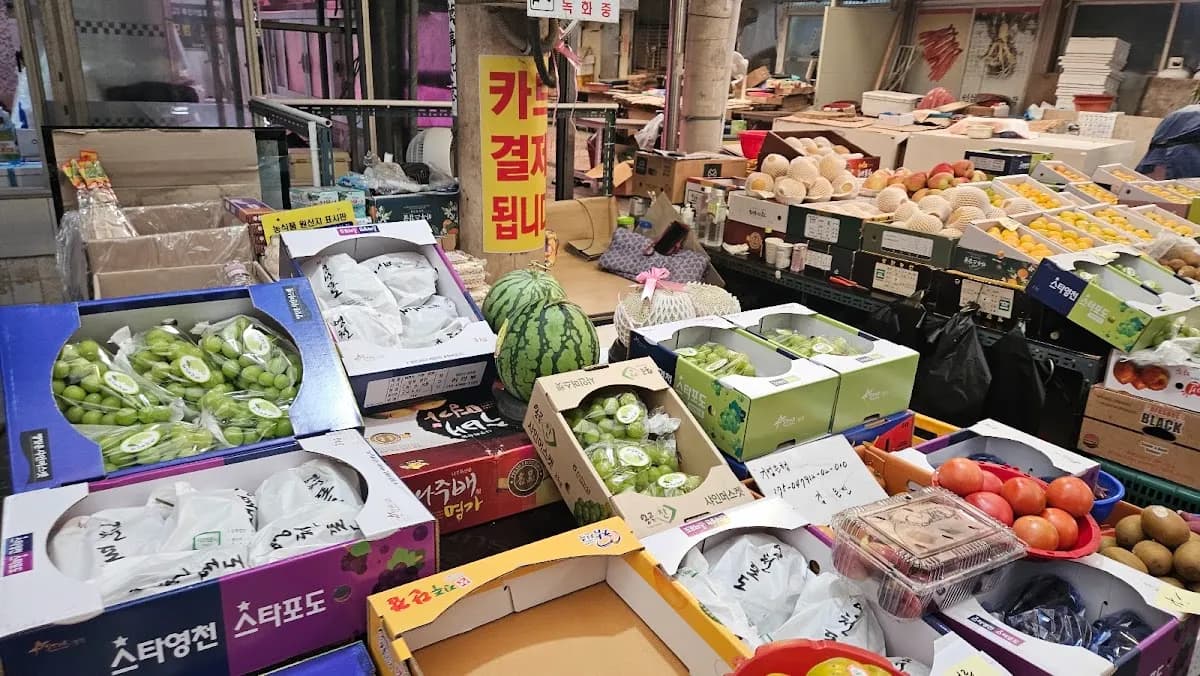 Tongyeong Jungang Market 4