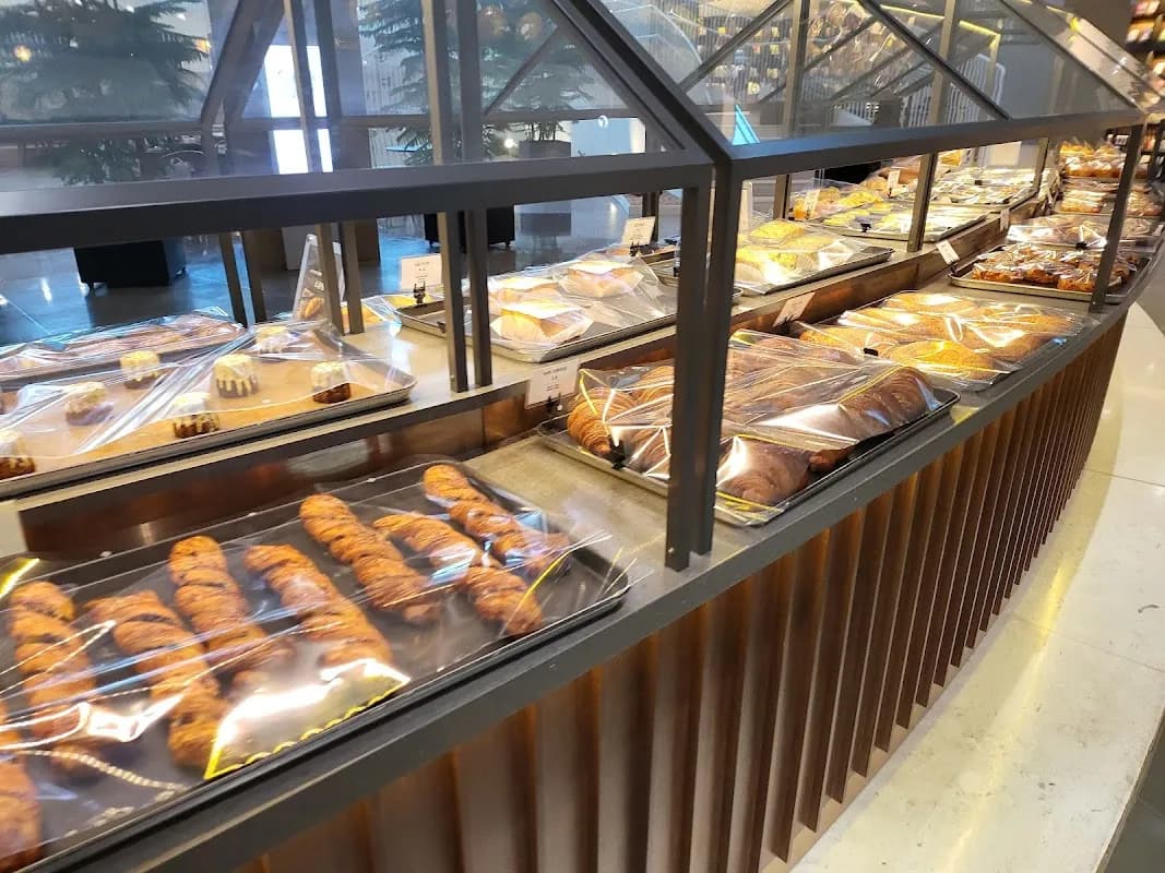 Lotte Department Store Busan 4